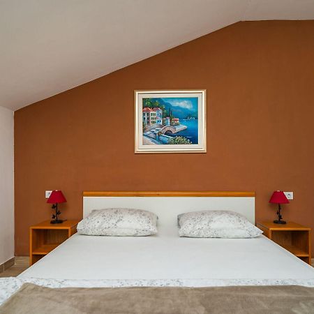 Apartments Pavo 챠브타트 외부 사진