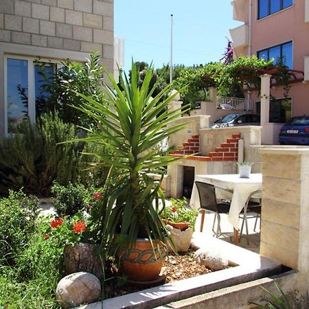 Apartments Pavo 챠브타트 외부 사진
