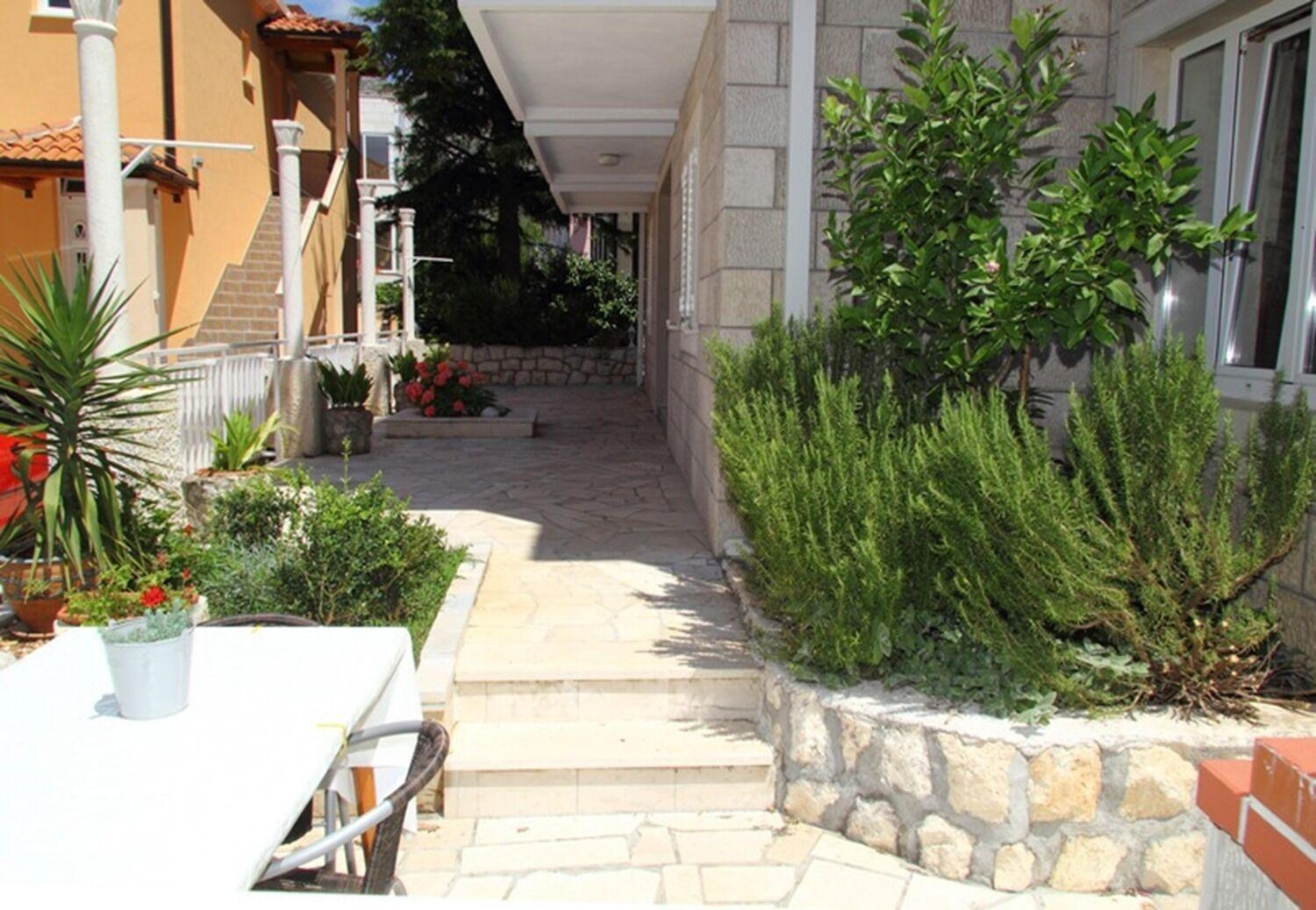 Apartments Pavo 챠브타트 외부 사진